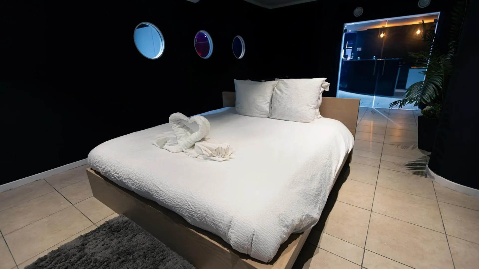 Blvck Spa Brussels Bed & Breakfast